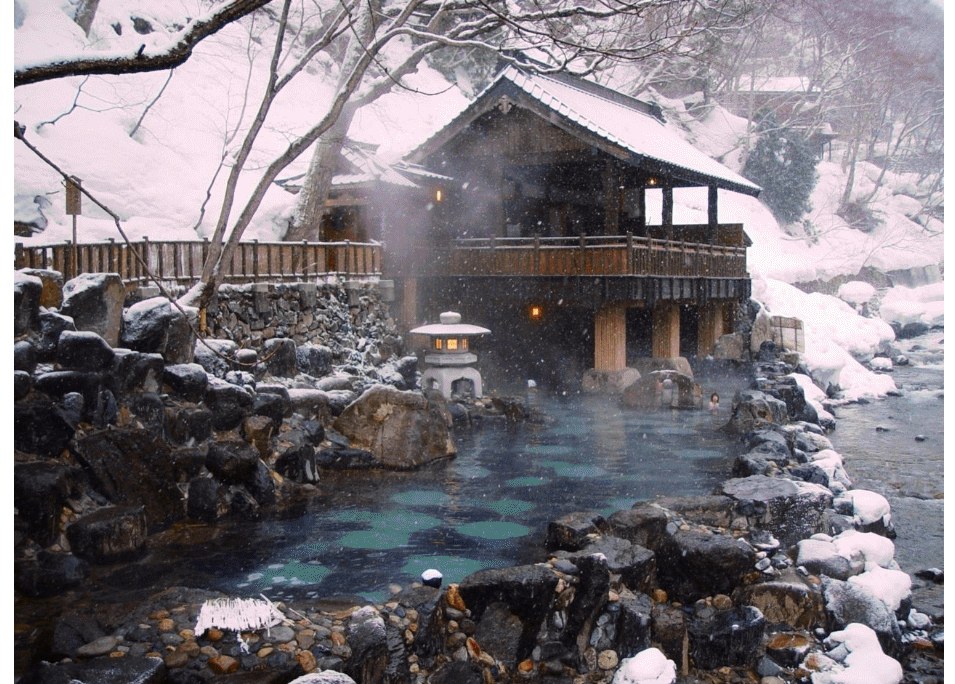 日本の冬の温泉旅行の風景