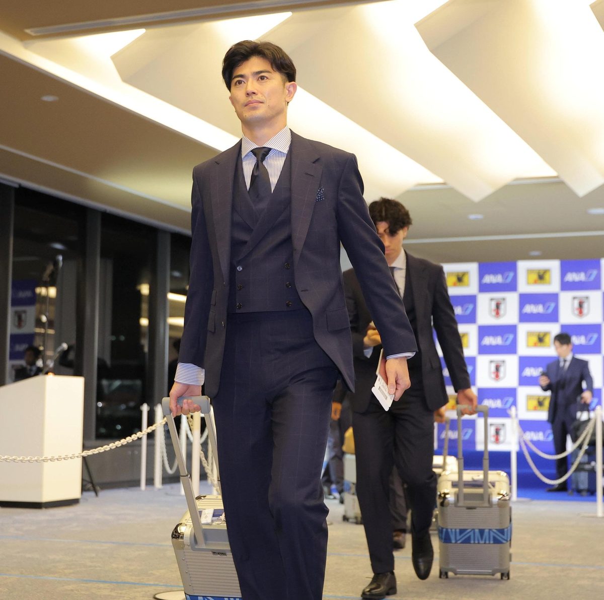 韓国の掲示板に貼られた日本のサッカー選手の写真