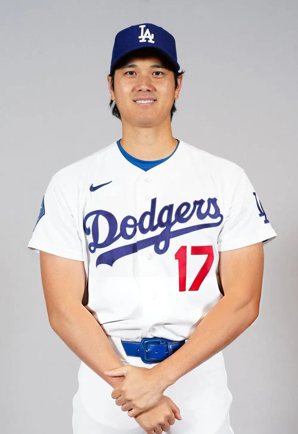 ドジャースのユニフォーム姿の大谷翔平