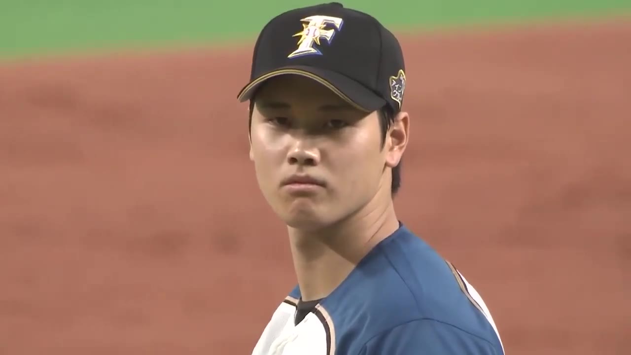 日本ハム時代の若い大谷翔平のアップ